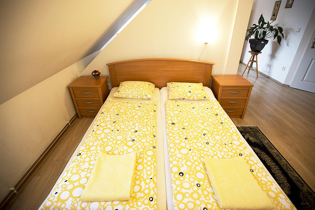 Penzion Na Cymbalku Horni Tranovice Kamer foto